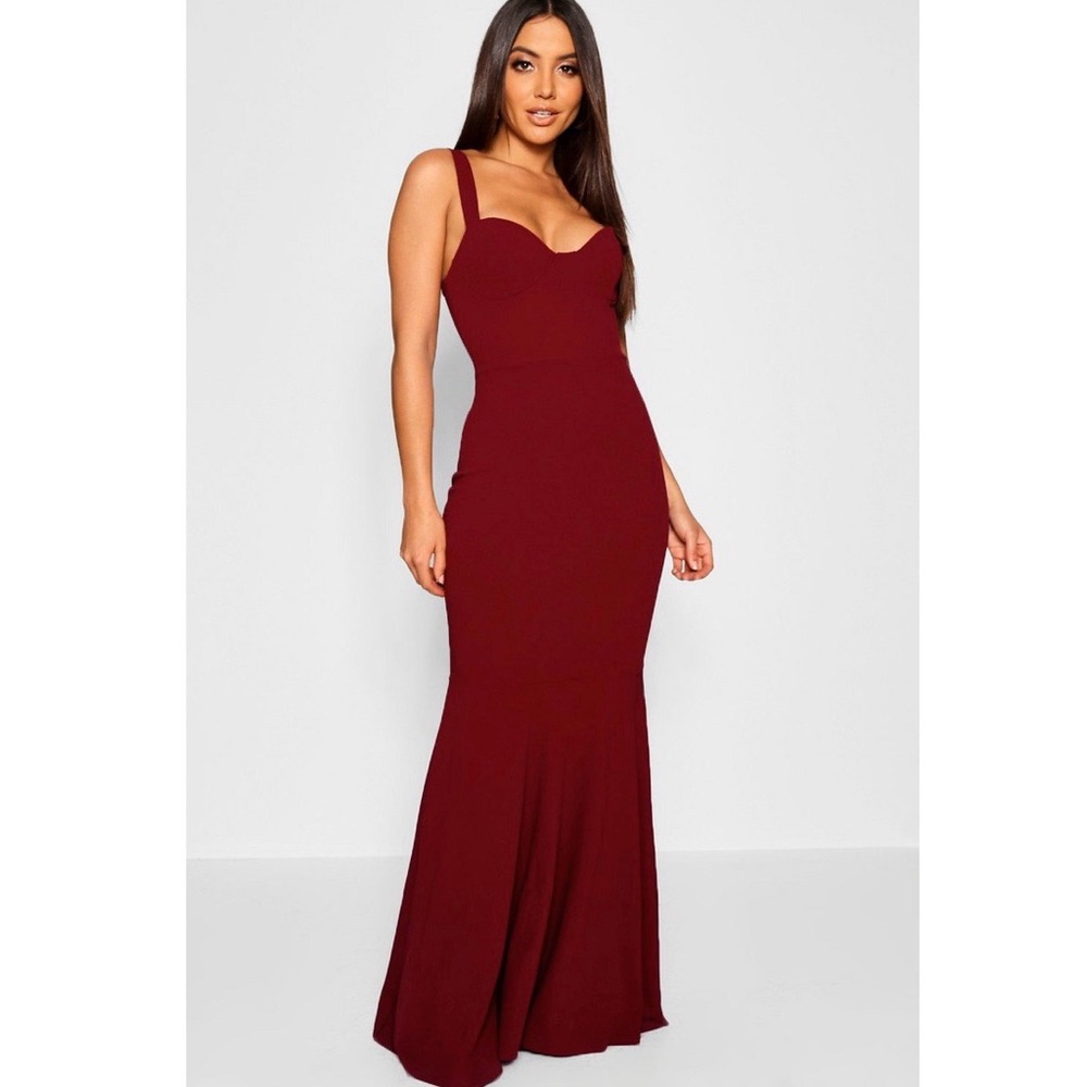 Fitted Fishtail Maxi Dress